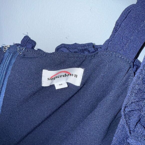 Superdown arabella ruffle mini dress in navy blue Size Medium EUC party holiday - Picture 5 of 8